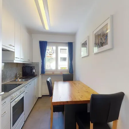 Giand Alva アパート サンモリッツ